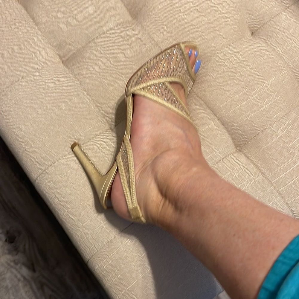 Open toe sandals - Picture 2 of 8